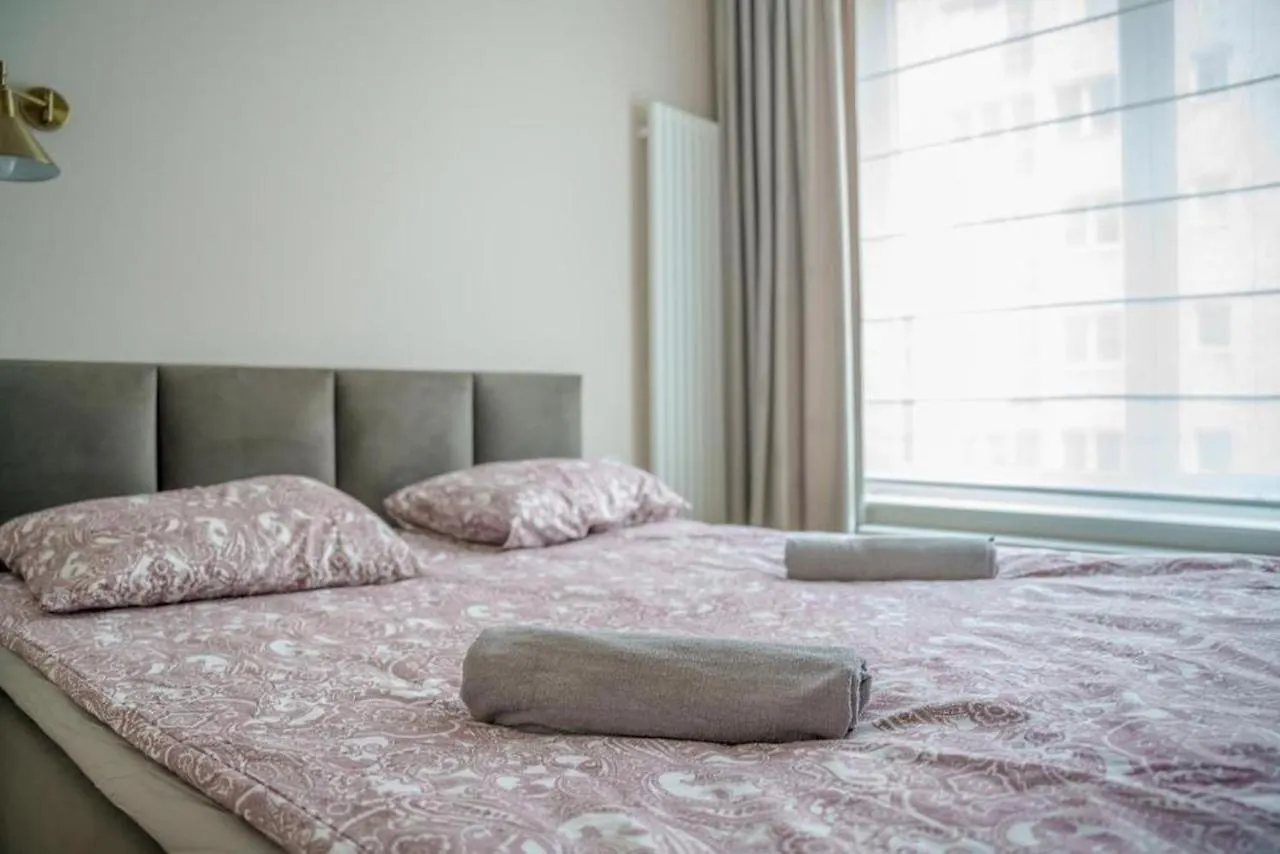 Bright And Cozy-Golden Apartments-City Center&S37 Варшава 0*,  Польша